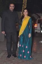 Lucky Morani at Big B_s Diwali bash in Mumbai on 13th Nov 2012 (179).JPG